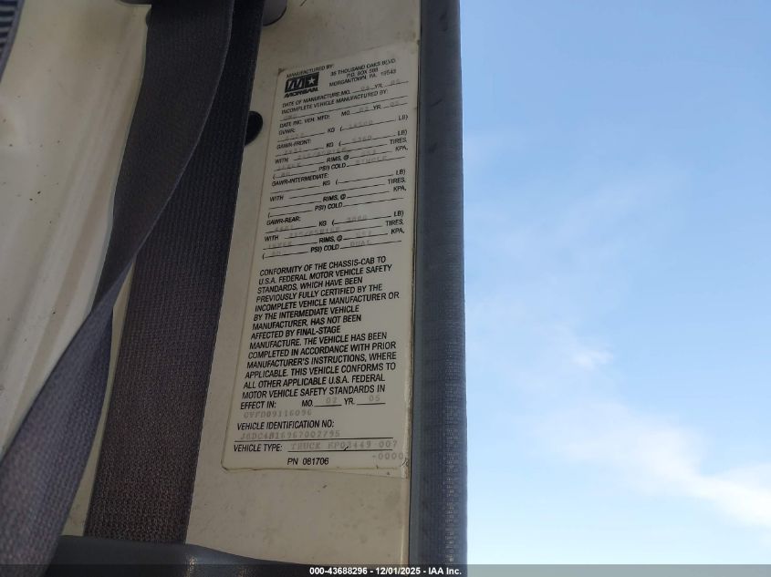 2006 GMC W4S042 W4500 Dsl Reg VIN: J8DC4B16967002795 Lot: 43688296