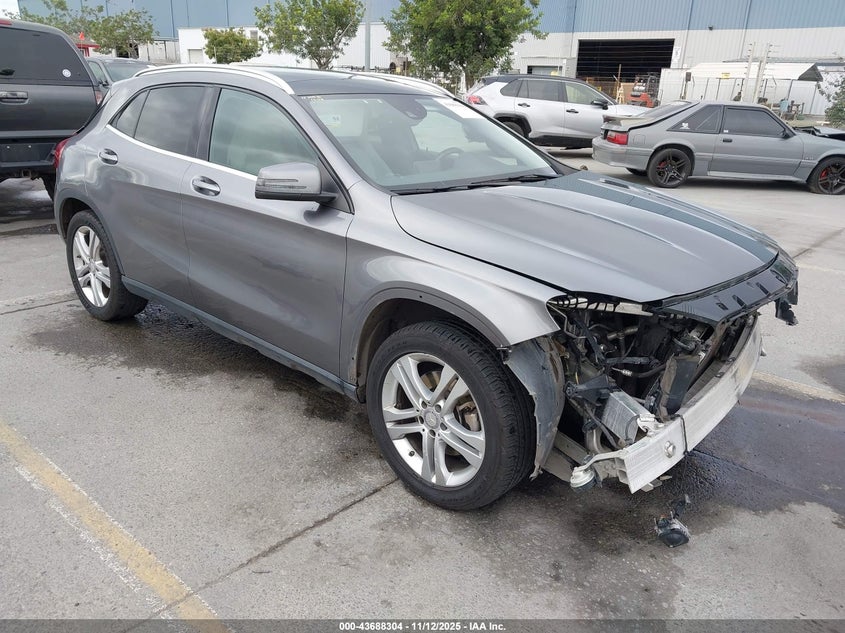 MERCEDES-BENZ GLA-CLASS 4MATIC