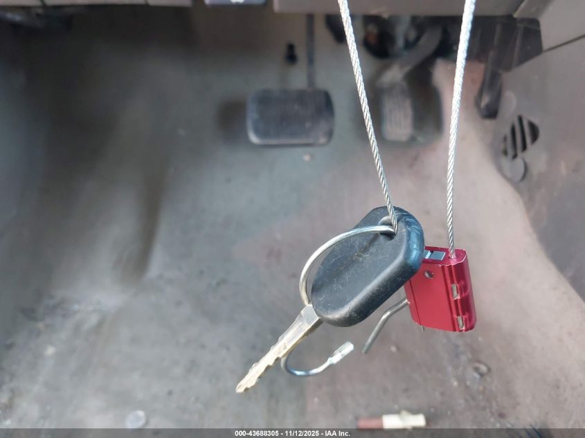 2008 Ford Focus Se/Ses VIN: 1FAHP35N58W136966 Lot: 43688305