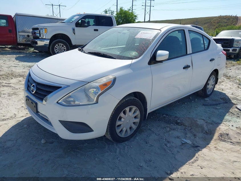 2016 Nissan Versa 1.6 S+