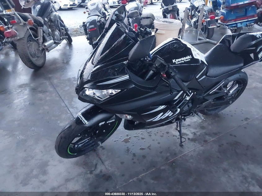 JKAEX8B12HDA37784 2017 KAWASAKI NINJA photo no. 2