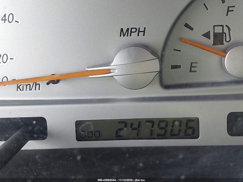 2002 Toyota Camry Se V6 VIN: 4T1BF30K12U506762 Lot: 43688344