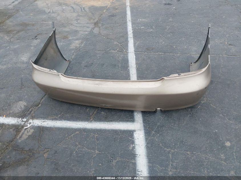 2002 Toyota Camry Se V6 VIN: 4T1BF30K12U506762 Lot: 43688344