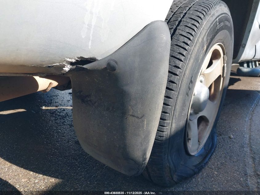 2000 Ford F-150 Lariat/Xl/Xlt VIN: 1FTRX07W0YKB21155 Lot: 43688535