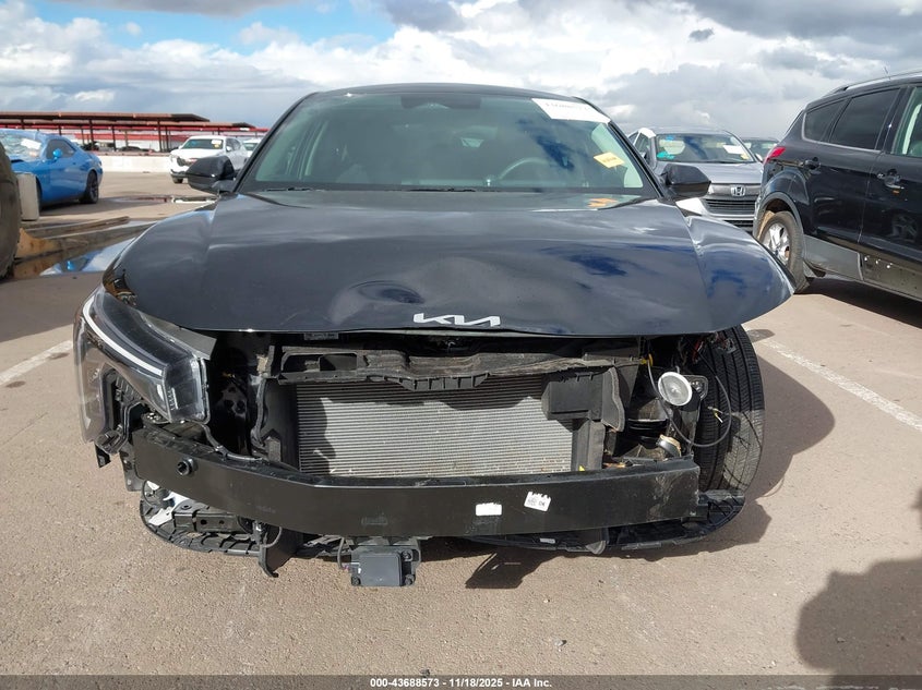 2025 Kia K4 Lxs VIN: 3KPFT4DE4SE095865 Lot: 43688573