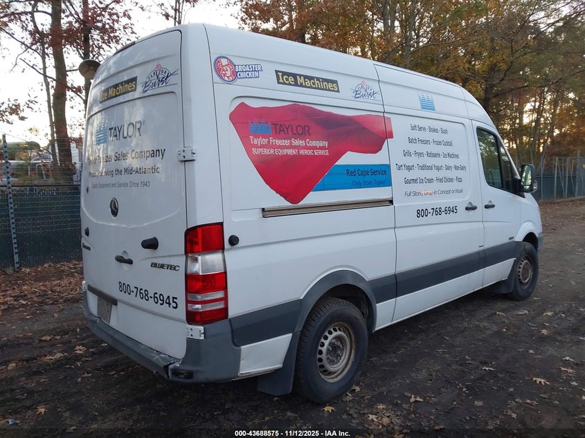 2013 MERCEDES-BENZ SPRINTER 2500 NORMAL ROOF WD3PE7CC8D5796076