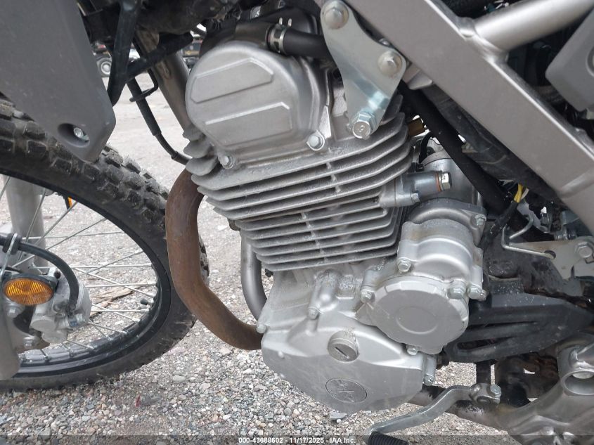 2024 Kawasaki Klx232 C VIN: MH4LXEC18RJP00167 Lot: 43688602