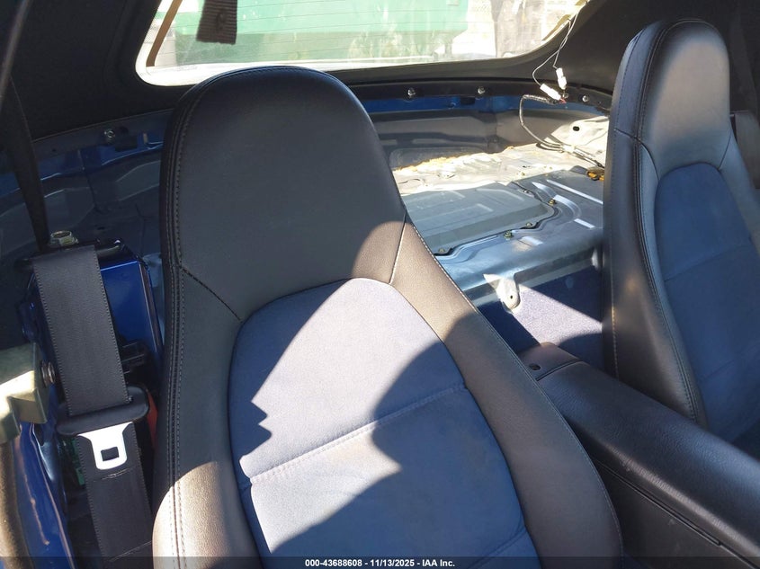 1999 Mazda Mx-5 Miata Leather Pkg/Popular Equipment Pkg/Sports Pkg/Touring Pkg VIN: JM1NB3537X0129416 Lot: 43688608