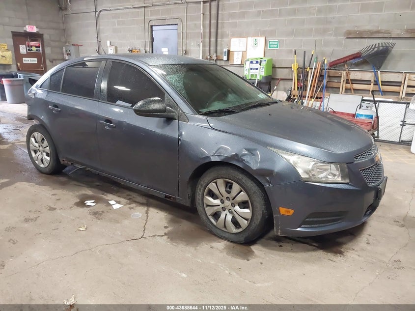 CHEVROLET CRUZE LS AUTO