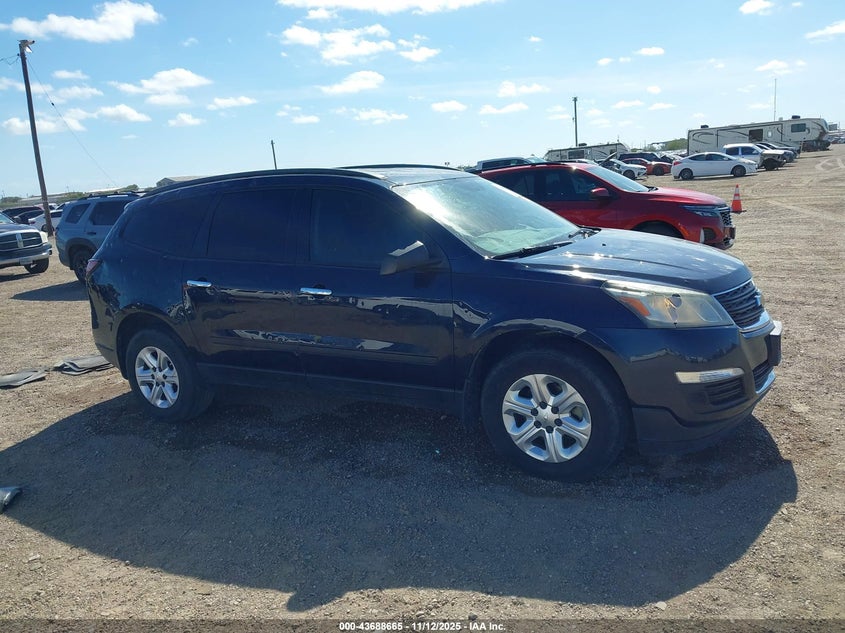 CHEVROLET TRAVERSE LS
