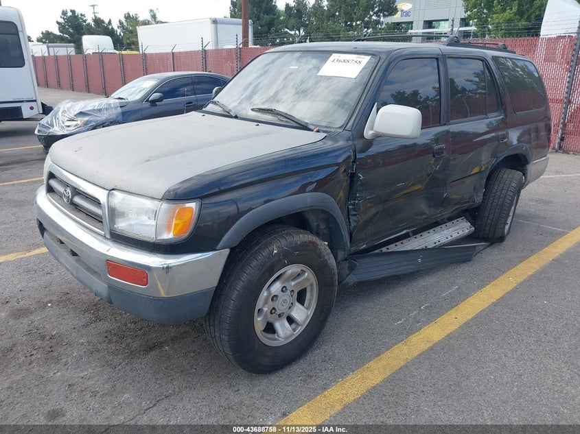 JT3HN86R5T0003705 1996 TOYOTA 4RUNNER photo no. 2