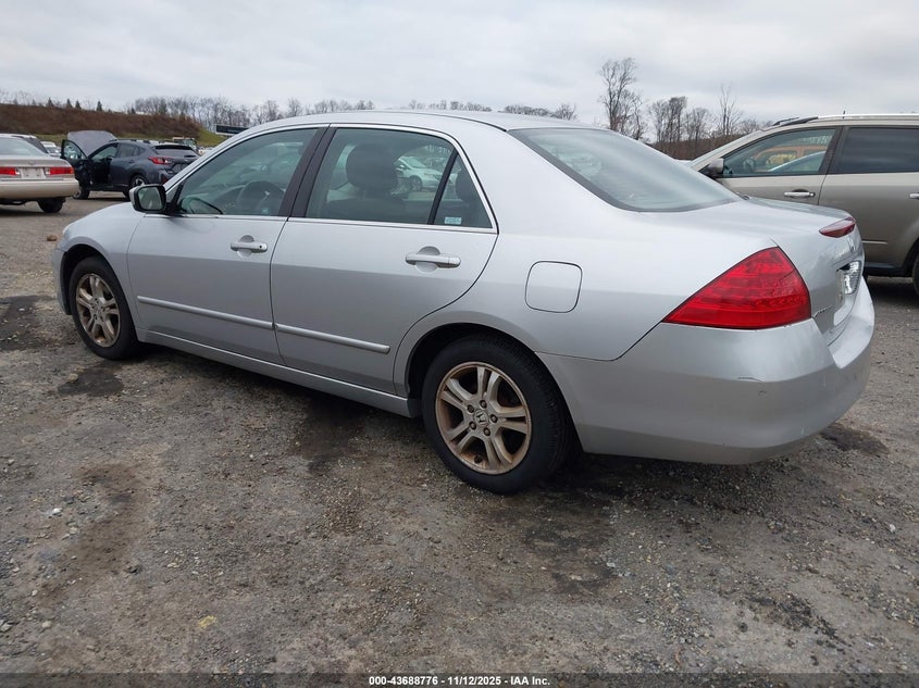 1HGCM56327A214235 2007 HONDA ACCORD photo no. 3