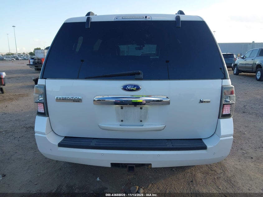 2014 Ford Expedition Limited VIN: 1FMJU1K55EEF18330 Lot: 43688828