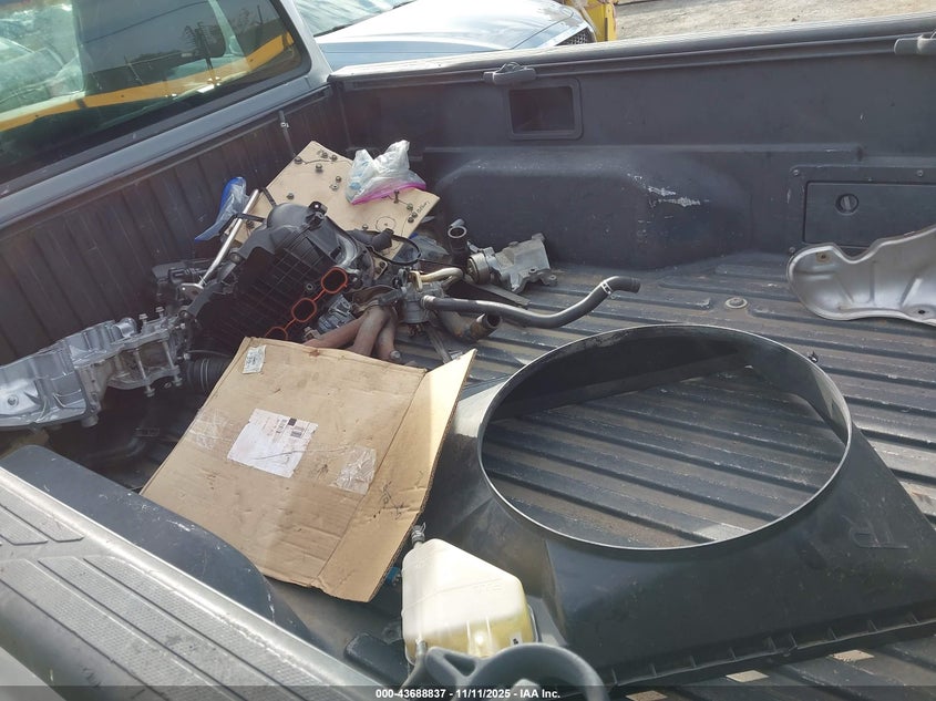 5TENX22N35Z031305 2005 TOYOTA TACOMA photo no. 12