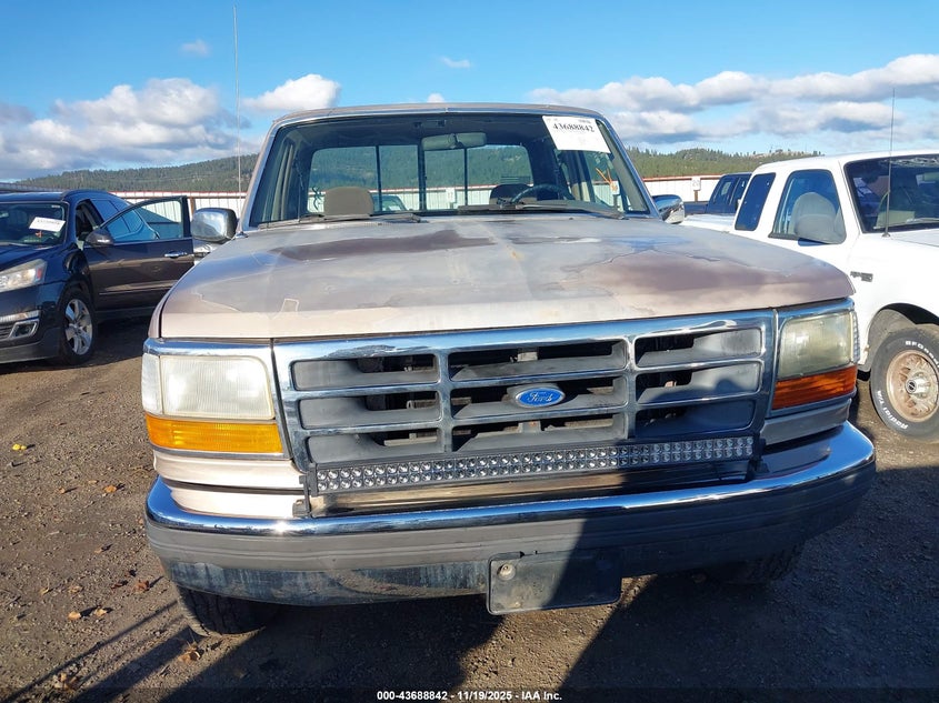 1992 Ford F150 VIN: 1FTEX14N3NKA67989 Lot: 43688842