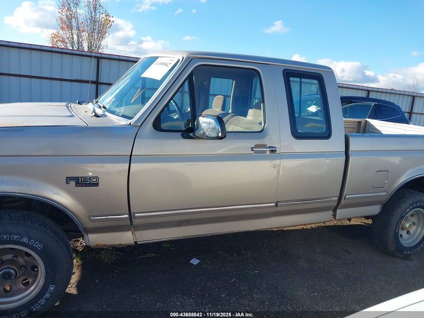 1992 Ford F150 VIN: 1FTEX14N3NKA67989 Lot: 43688842