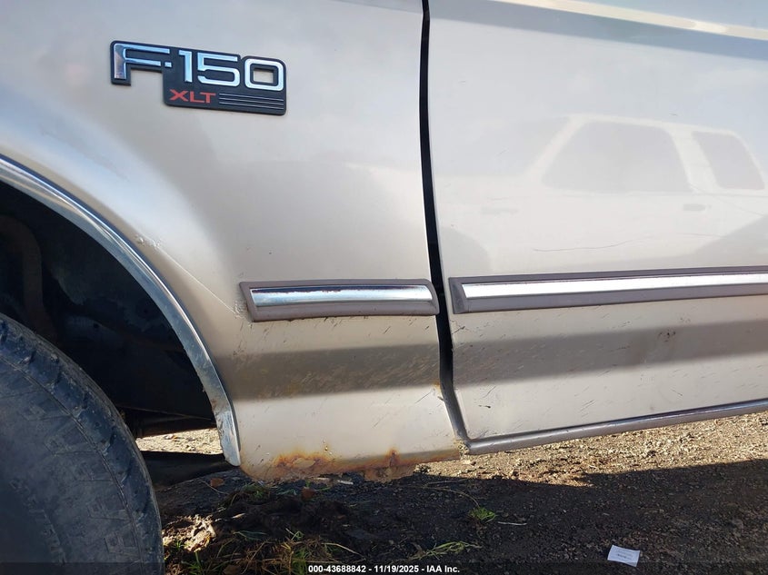 1992 Ford F150 VIN: 1FTEX14N3NKA67989 Lot: 43688842