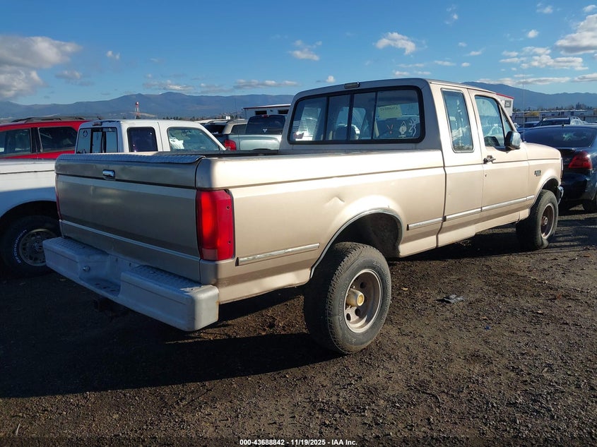 1FTEX14N3NKA67989 1992 FORD F-150 photo no. 4