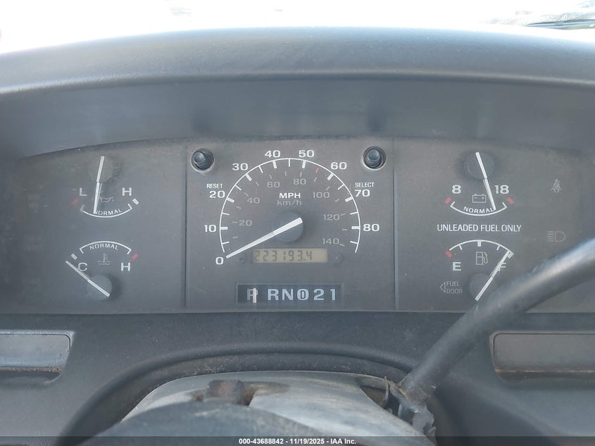 1992 Ford F150 VIN: 1FTEX14N3NKA67989 Lot: 43688842