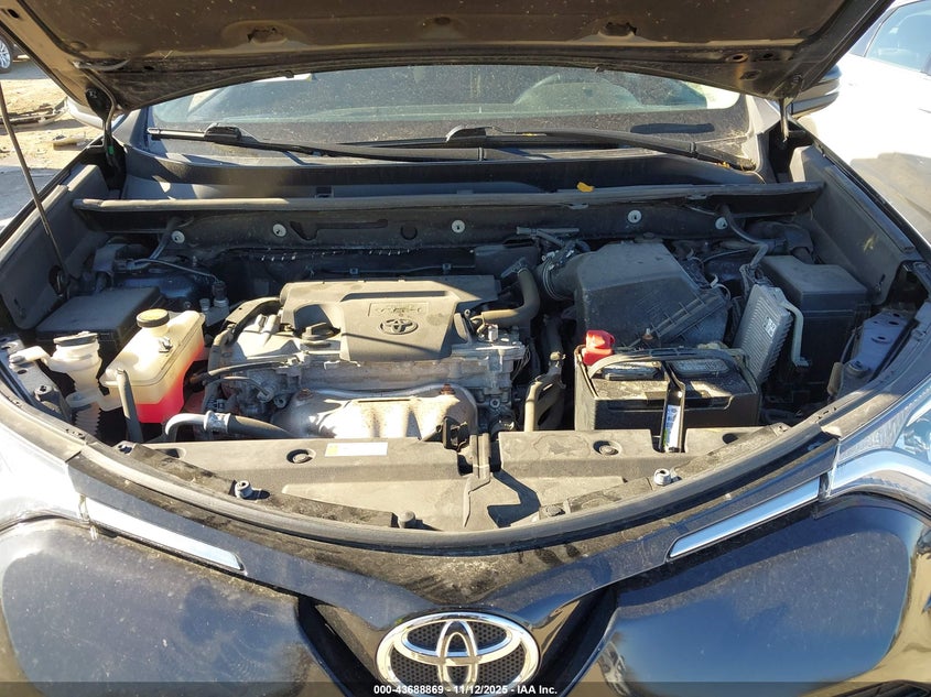 2T3RFREV4GW535899 2016 TOYOTA RAV 4 photo no. 10