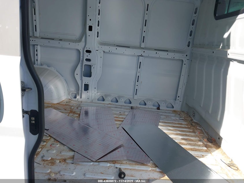 2024 Ram Promaster 2500 Tradesman High Roof 136 Wb W/Pass Seat VIN: 3C6LRVCG7RE101671 Lot: 43688872