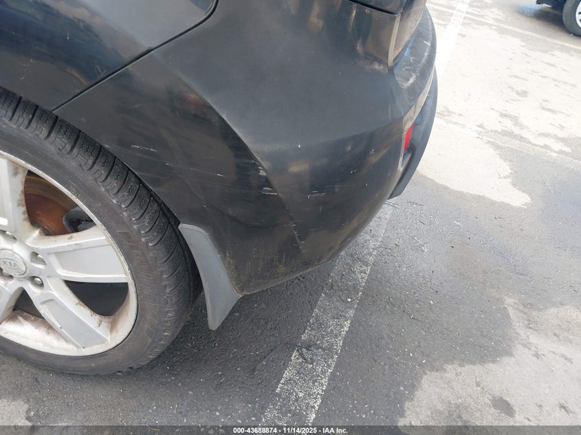 2010 Kia Soul ! VIN: KNDJT2A27A7028460 Lot: 43688874