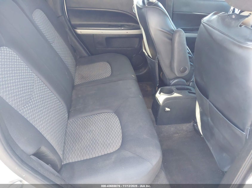 2009 Chevrolet Hhr Ls VIN: 3GNCA13BX9S625709 Lot: 43688876