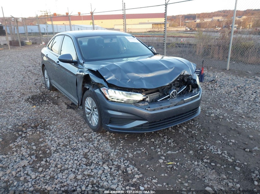 VOLKSWAGEN JETTA 1.4T R-LINE/1.4T S