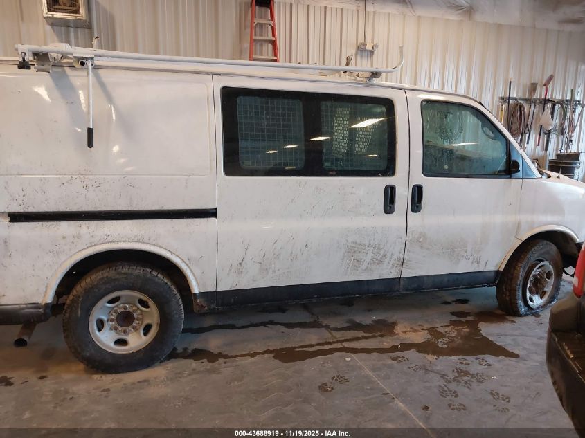 2007 Chevrolet Express Work Van VIN: 1GCGG25V471235872 Lot: 43688919