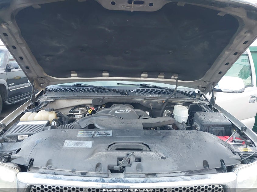 2005 GMC Yukon Denali VIN: 1GKEK63U45J116101 Lot: 43688957