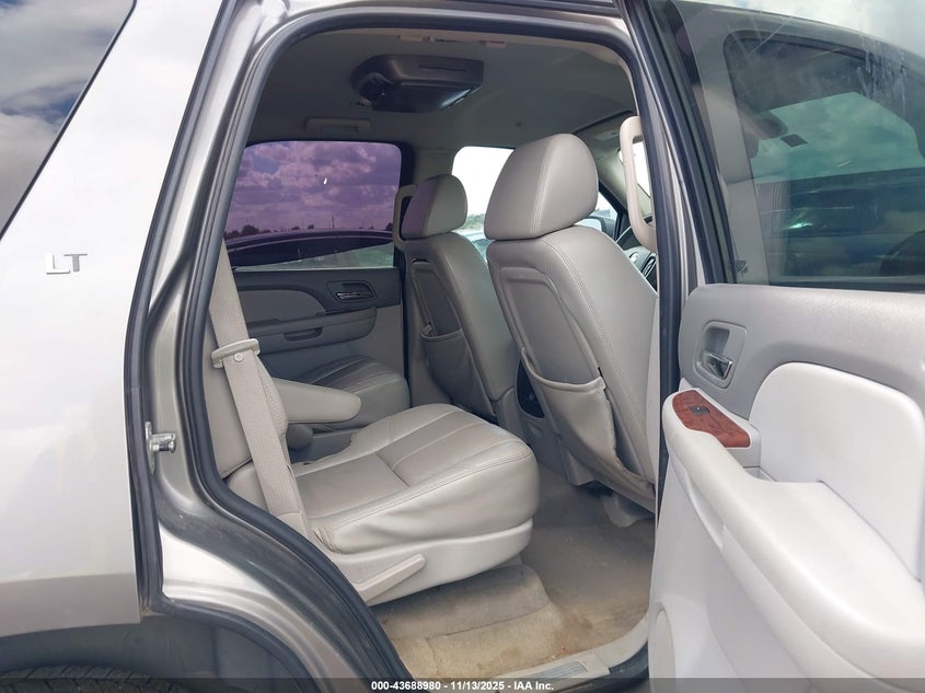 2008 Chevrolet Tahoe Lt VIN: 1GNFC13058R276868 Lot: 43688980