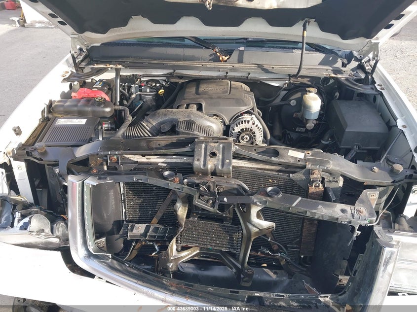 2007 GMC Sierra 1500 Denali VIN: 2GTEK638271638253 Lot: 43689003