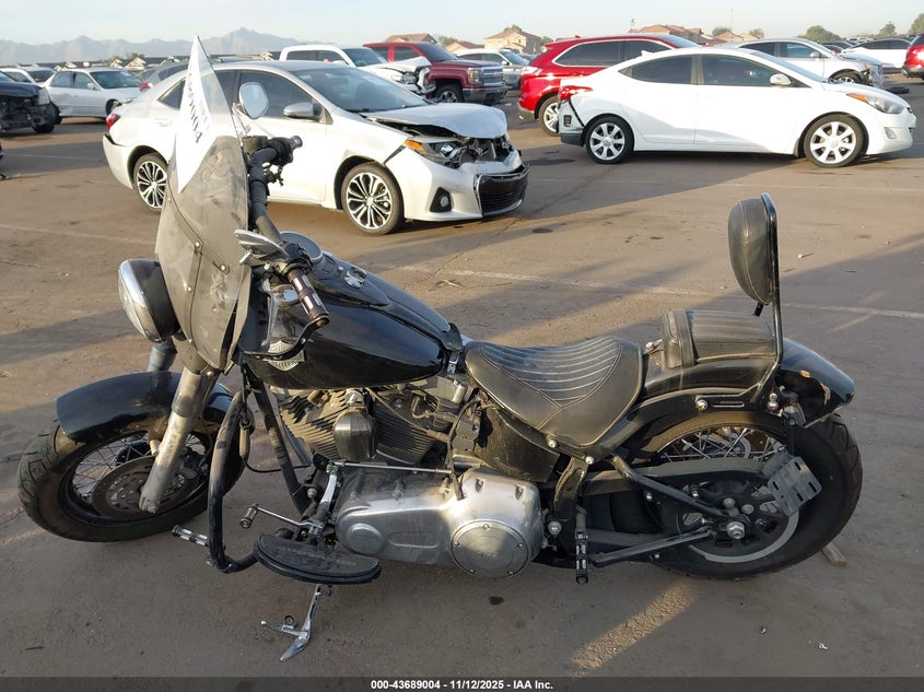 2013 Harley-Davidson Fls Softail Slim VIN: 1HD1JRV18DB033232 Lot: 43689004