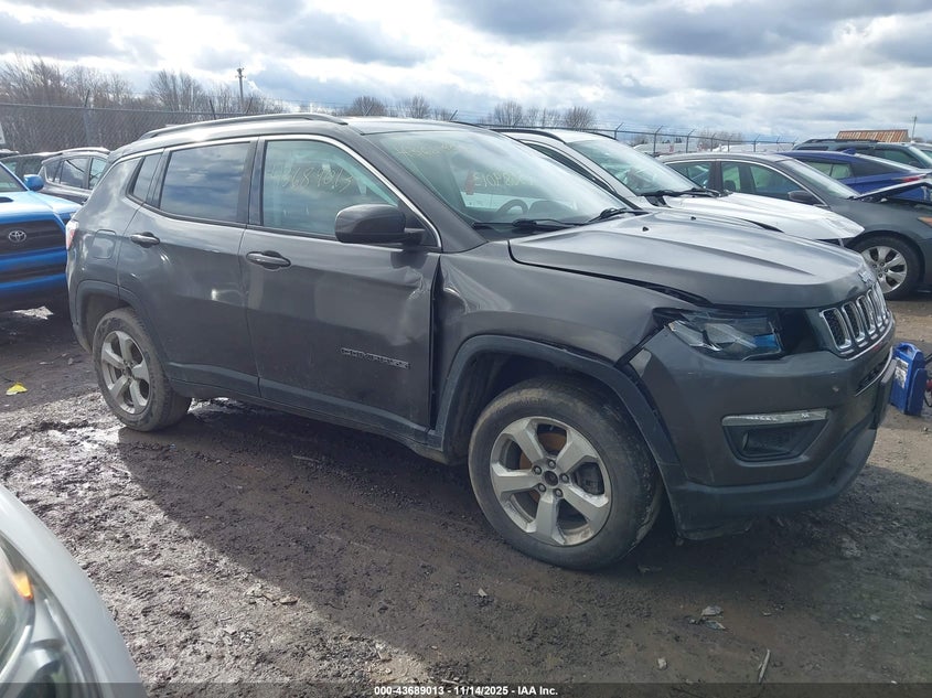 2019 JEEP COMPASS LATITUDE 4X4 - 3C4NJDBB0KT742445