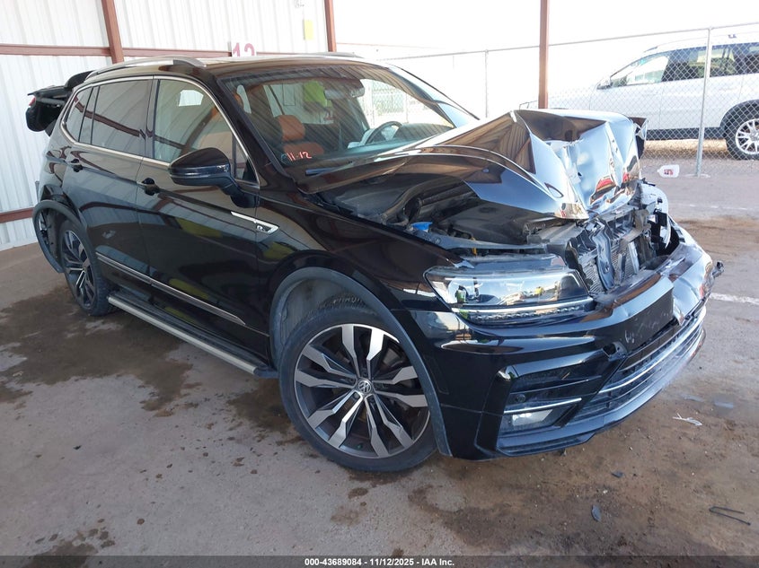 VOLKSWAGEN TIGUAN 2.0T SEL PREMIUM