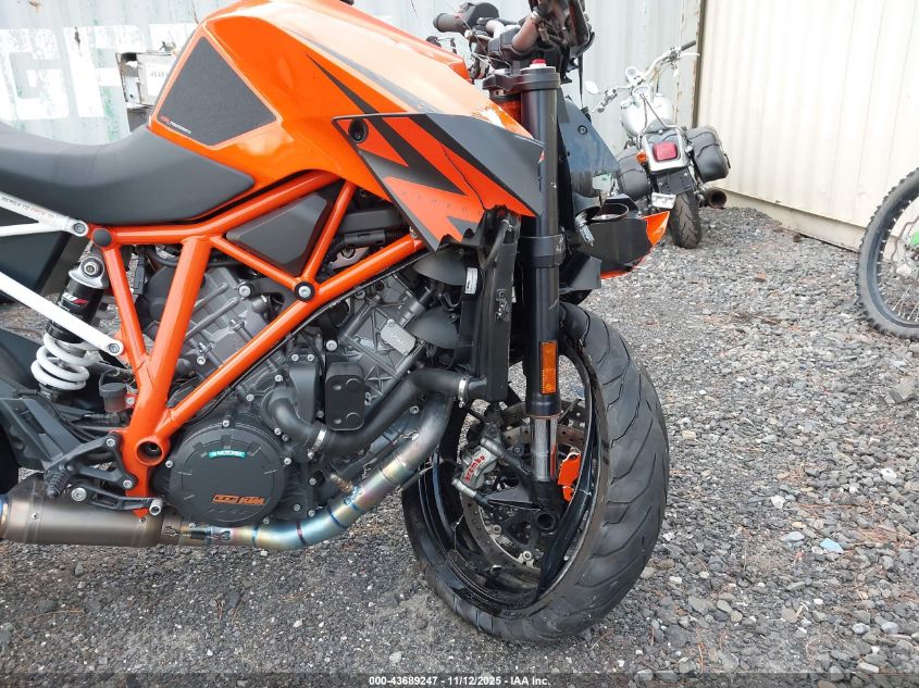 2014 Ktm 1290 Super Duke R VIN: VBKV39404EM906369 Lot: 43689247