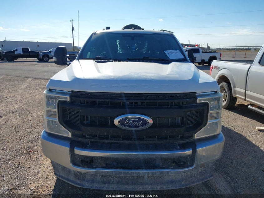 2022 Ford F-350 Chassis Xl VIN: 1FD8W3HT7NED15398 Lot: 43689321