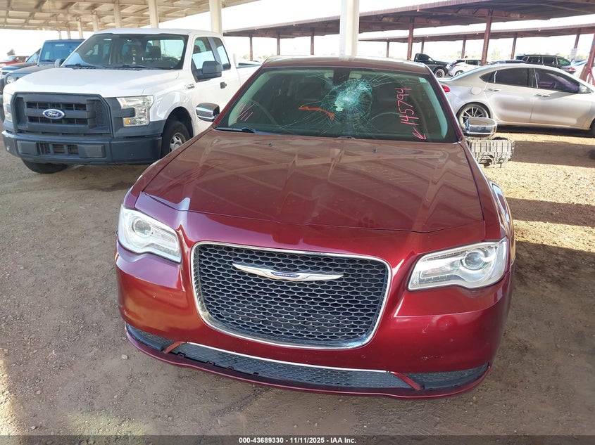 2C3CCAEG1LH145794 2020 CHRYSLER 300 photo no. 6