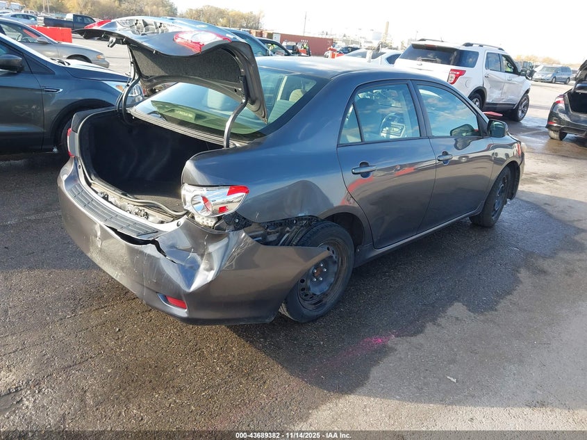 Vin: 5yfbu4ee2cp030023, lot: 44184675, toyota corolla le 20124