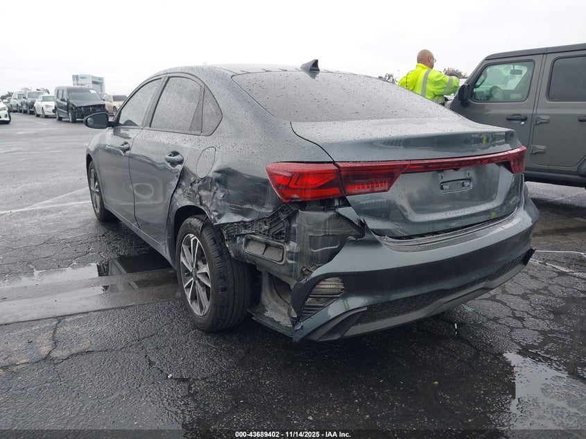 3KPF24AD9NE482057 2022 KIA FORTE photo no. 3