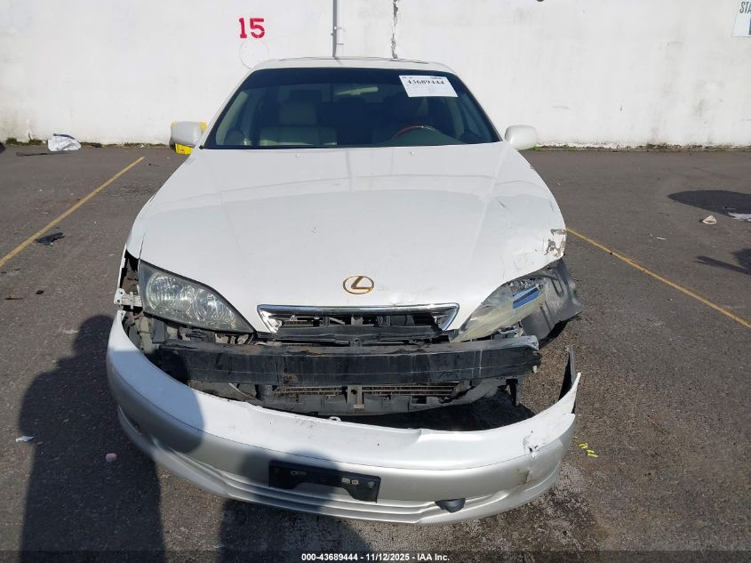 2001 Lexus Es 300 VIN: JT8BF28G110339726 Lot: 43689444