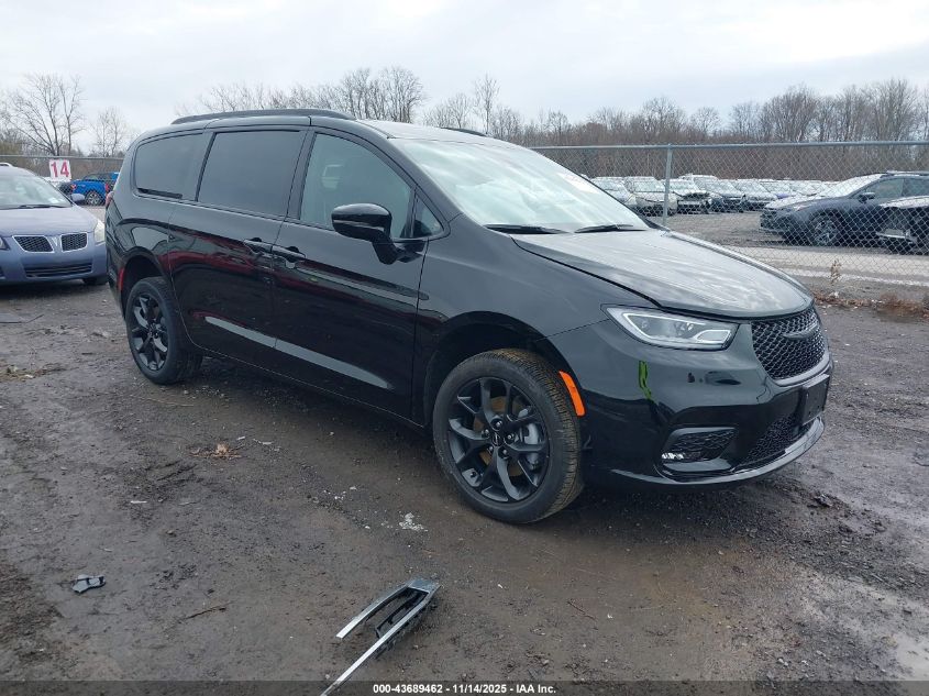 CHRYSLER PACIFICA LIMITED AWD