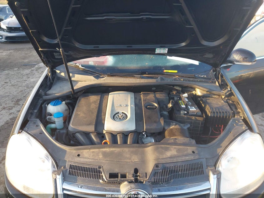 2007 Volkswagen Jetta Wolfsburg Edition VIN: 3VWEF71K27M187792 Lot: 43689471