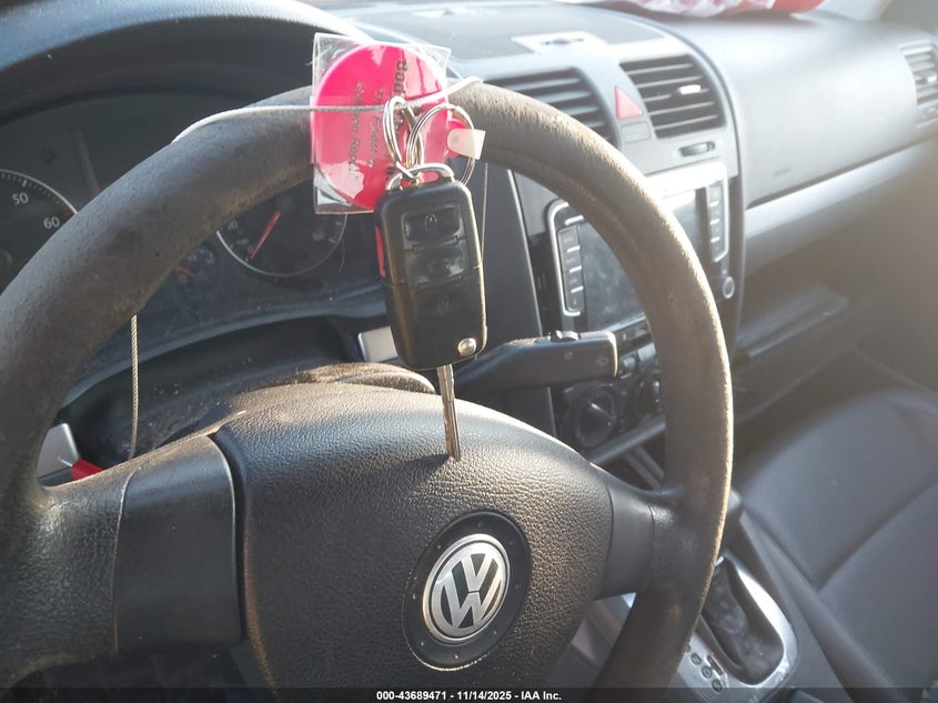 2007 Volkswagen Jetta Wolfsburg Edition VIN: 3VWEF71K27M187792 Lot: 43689471