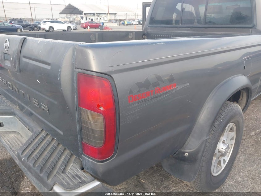 1N6ED26T7YC425018 2000 NISSAN NAVARA (FRONTIER) photo no. 6