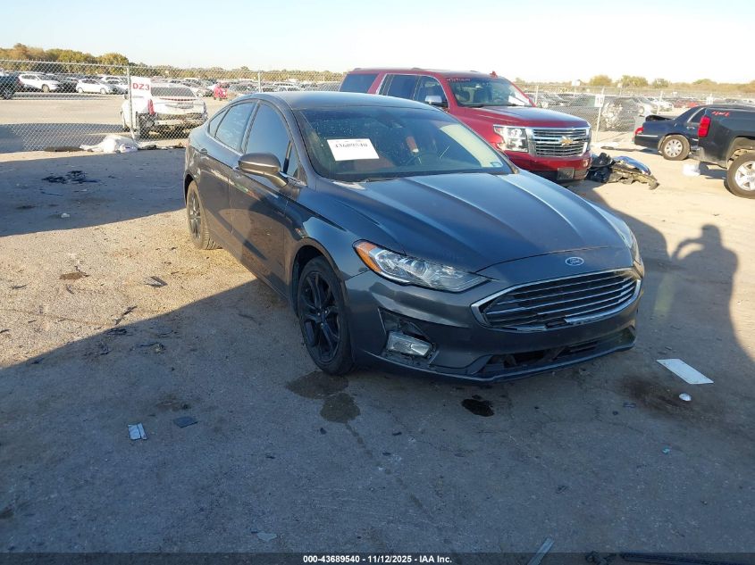 FORD FUSION SE