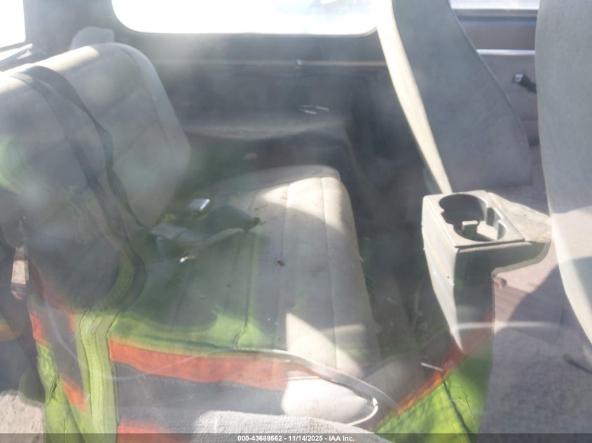 1990 Jeep Wrangler / Yj VIN: 2J4FY29T0LJ543329 Lot: 43689562