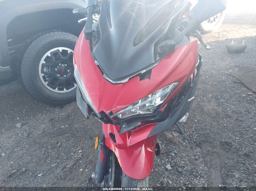 2019 Kawasaki Ex400 VIN: JKAEXKG12KDA24384 Lot: 43689586