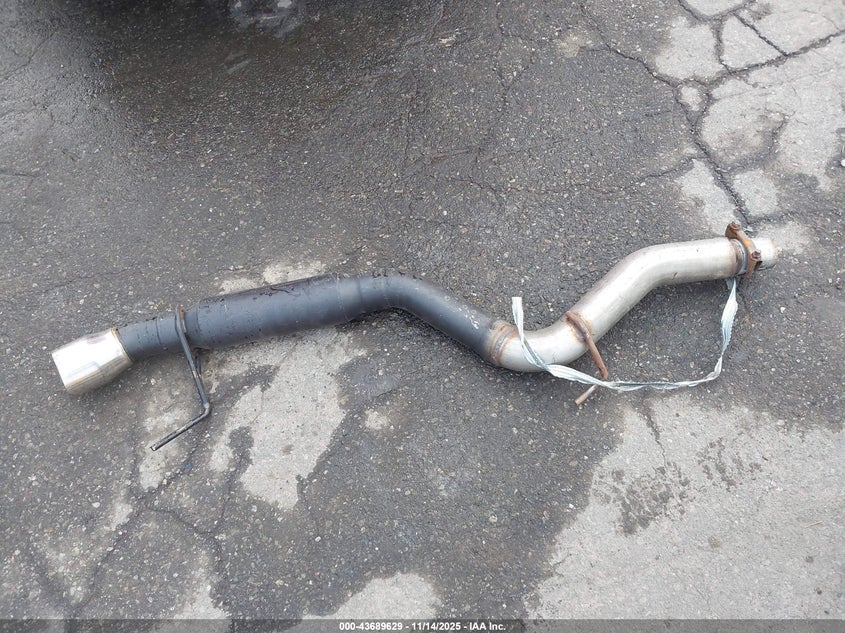 2015 Ford Mustang V6 VIN: 1FA6P8AM8F5391647 Lot: 43689629