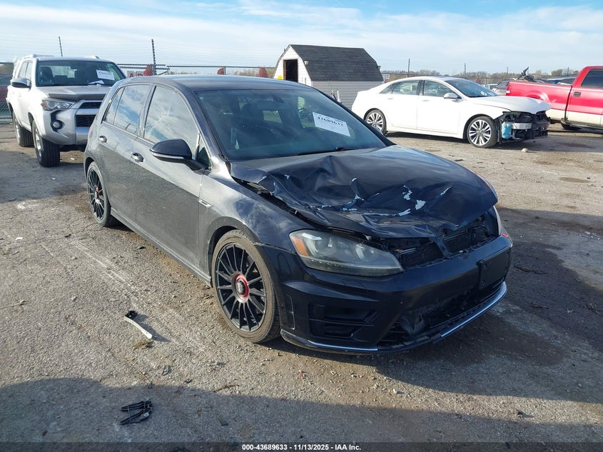 VOLKSWAGEN GOLF R 4-DOOR